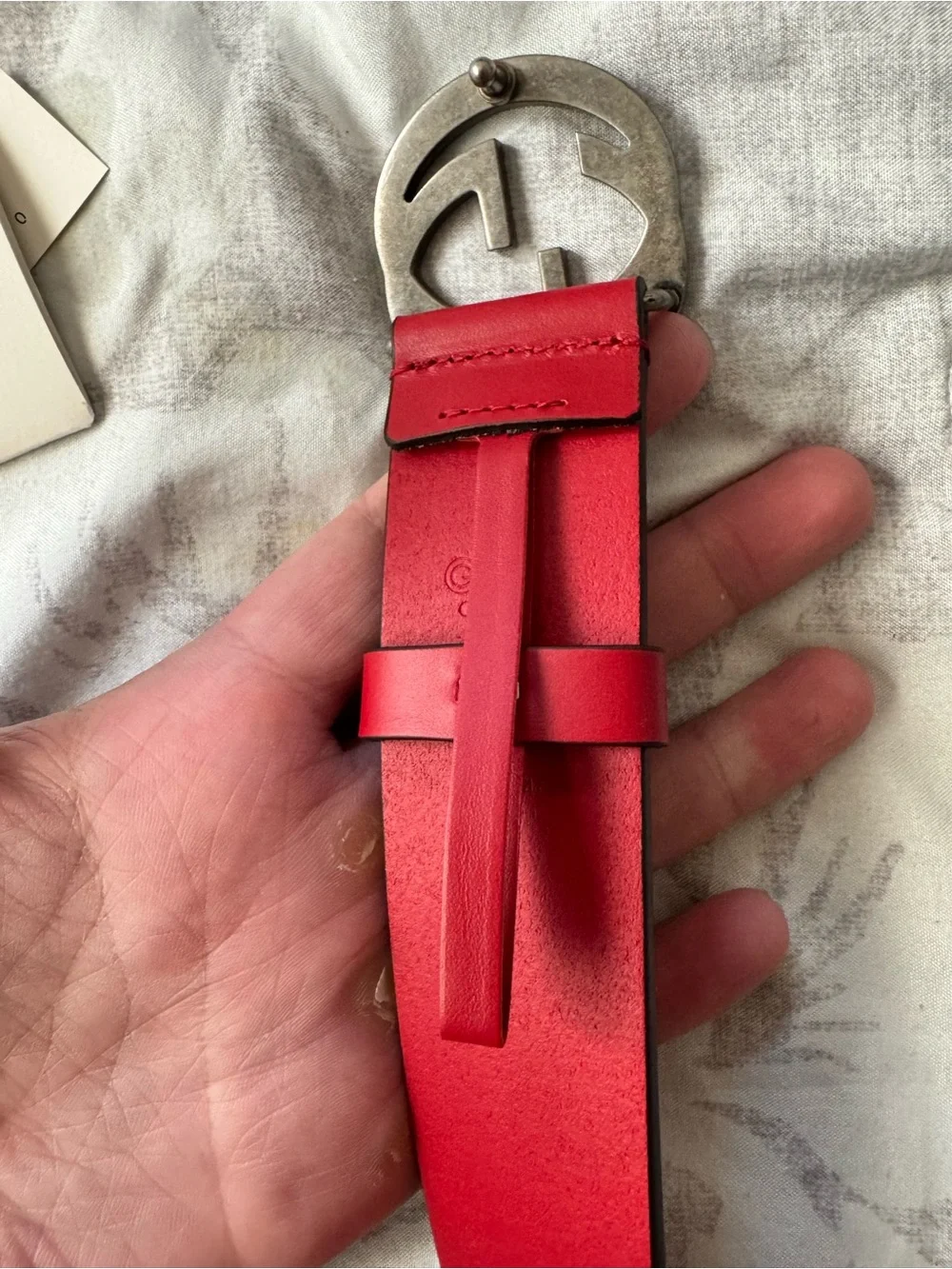 Gucci Red Leather Logo-Stamped Belt Strap